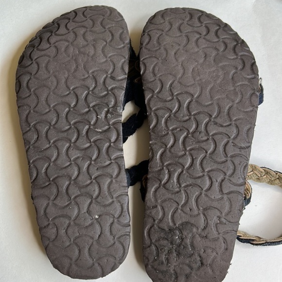 Muk Luks Women's Zara Footbed Sandals Size 8‎ SEE DESCRIPTION! - Picture 3 of 4